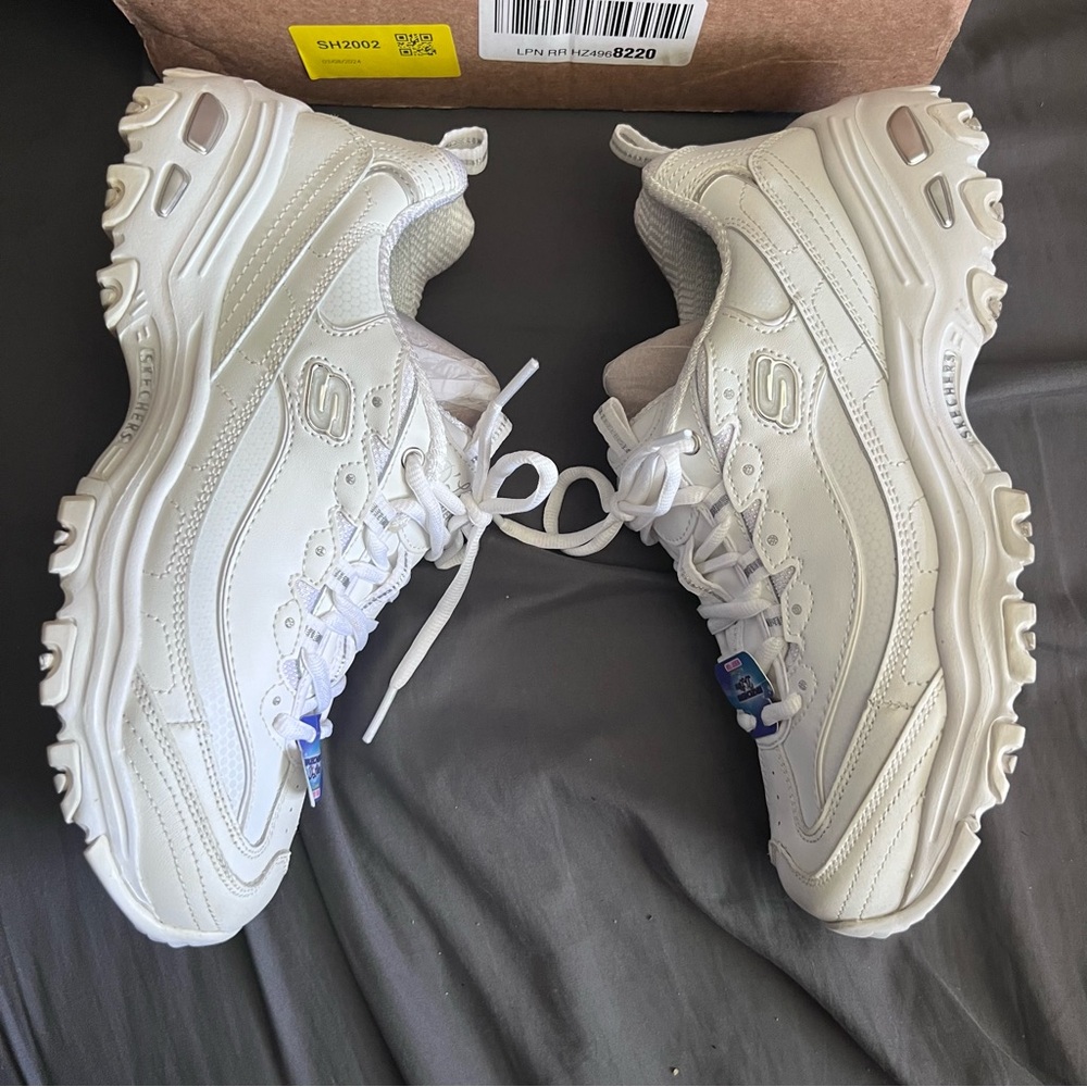 Skechers DLites 9.5